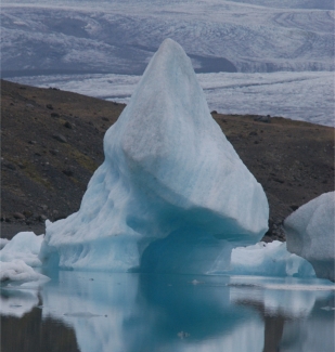 Iceberg -- hypnotic language accesses what's underneath